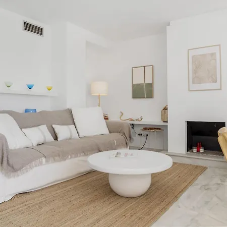 Vivi Homes - Picasso Апартаменты